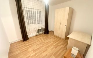 Apartament cu 3 camere, etaj 1/4 in Grigorescu, zona str. Hateg ! - Poză 1