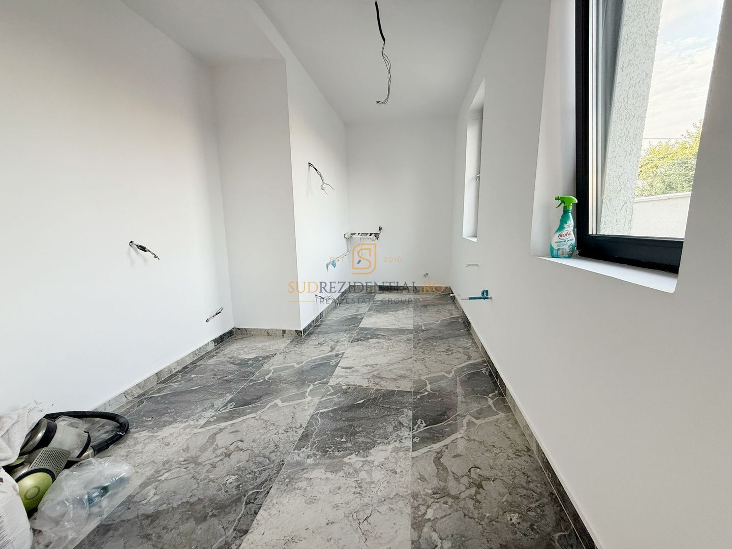 Casă spațioasă de vânzare – Sector 4, Metrou Aparatorii Patriei - Poză 16