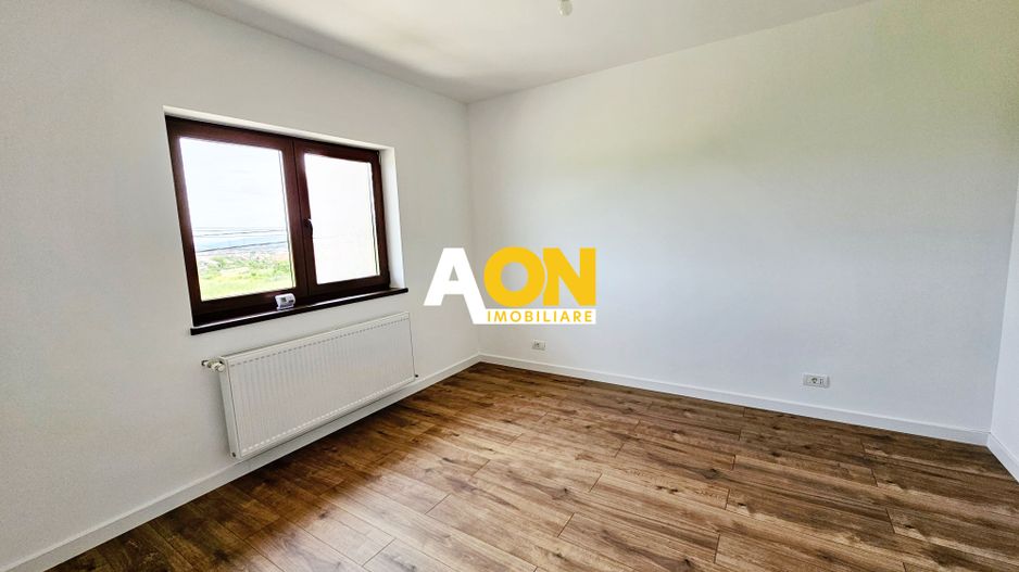 1/2 Duplex, 4 camere, 449 mp teren, asfalt, toate utilitatile, Cetate - Poză 13