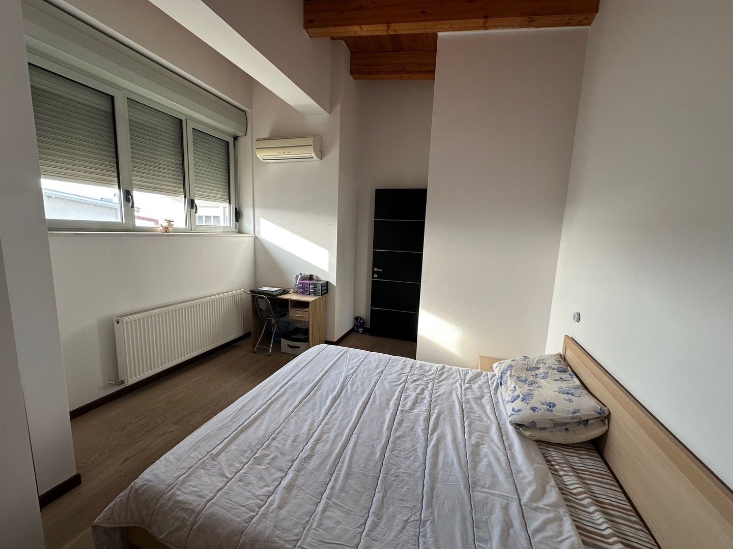 Apartament 3 camere cu terasa de 38 mp - Poză 10