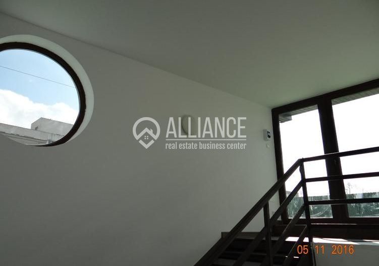 Spatii birouri si comerciale in cladire birouri ultracentral,langa magazin Tomis - Poză 9