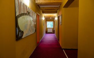 "Hanul Lupilor" | Pensiune de vânzare | Râșnov - Poză 9