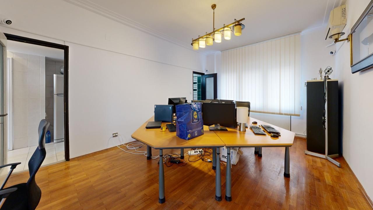 Spatiu de birouri 5 camere Echipat / Universitate / Mattermost 3D - Poză 12