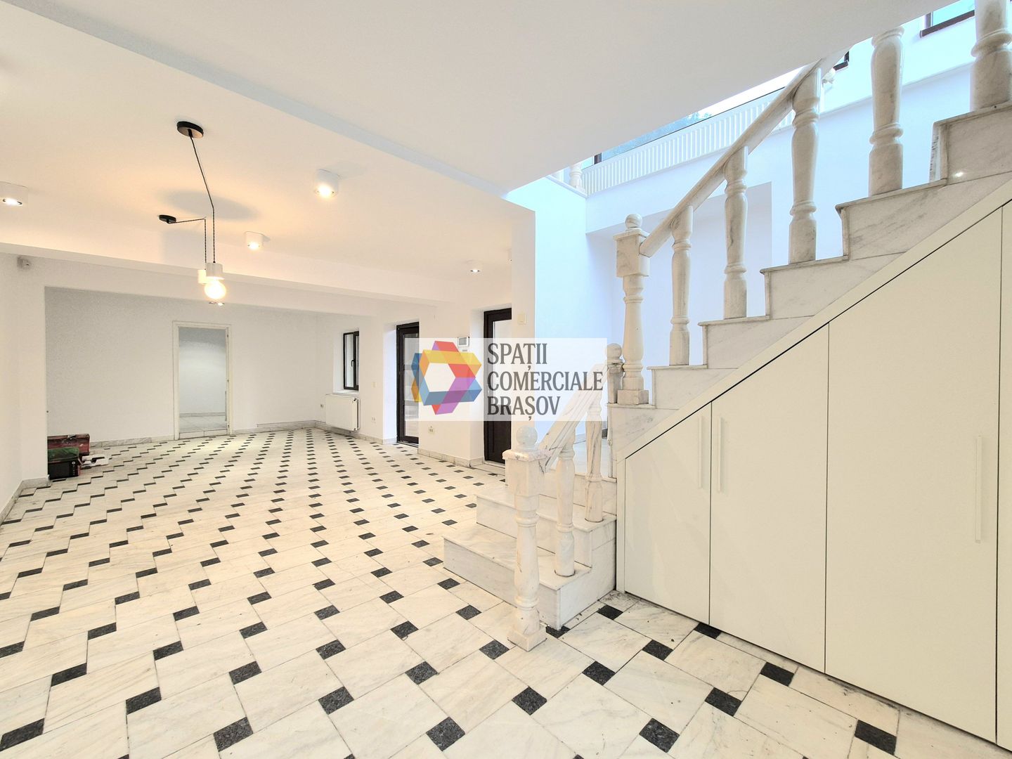 Spatiu comercial la casa- 170 mp plus-imo.ro - Poză 1