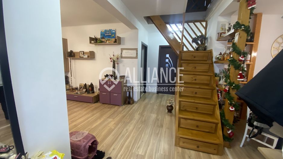 Valu lui Traian( Cod 07)  -Casă cu 3 camere (cu pod înalt amenajat) - Poză 13