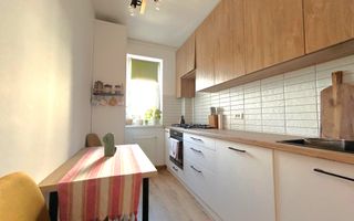 Garsonieră decomandată renovată – Grozăvești, etaj 5 - Poză 1