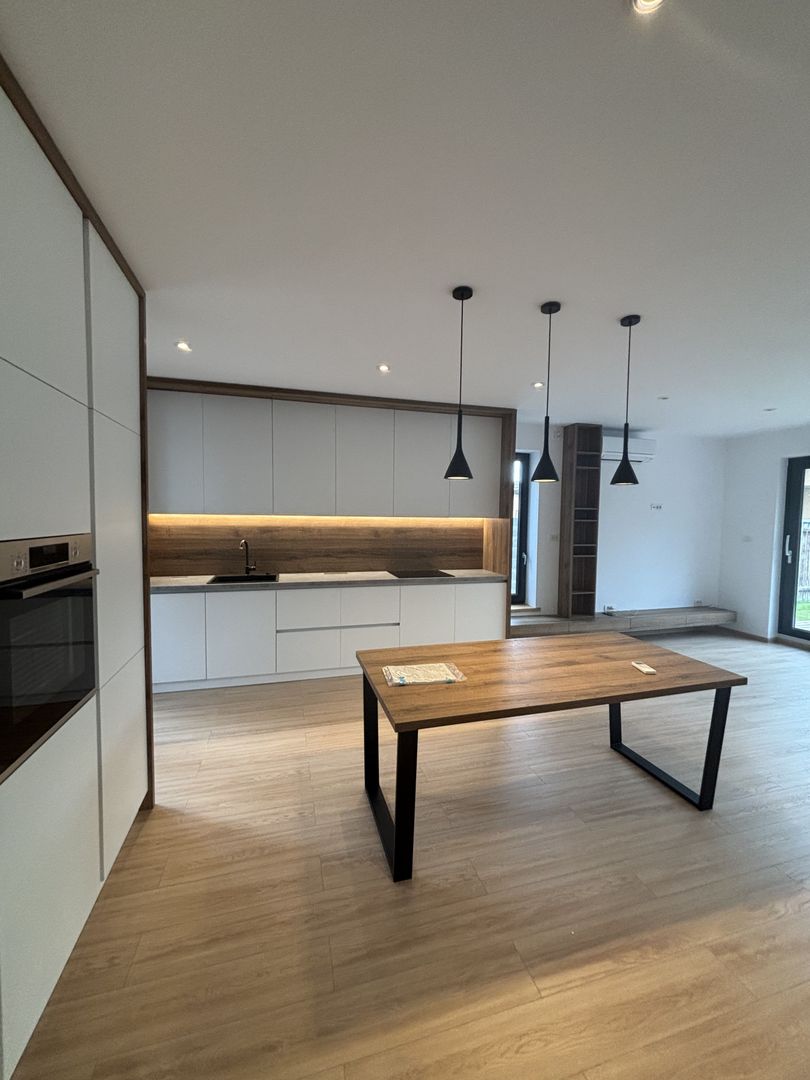 Minimalist în Timișoara - Poză 42