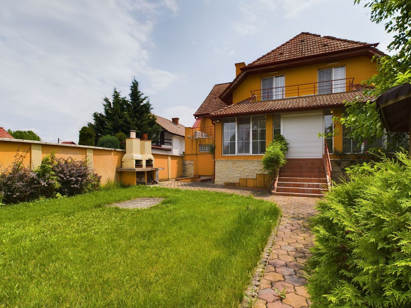 Casă individuală Dumbrăvița - Poză 2