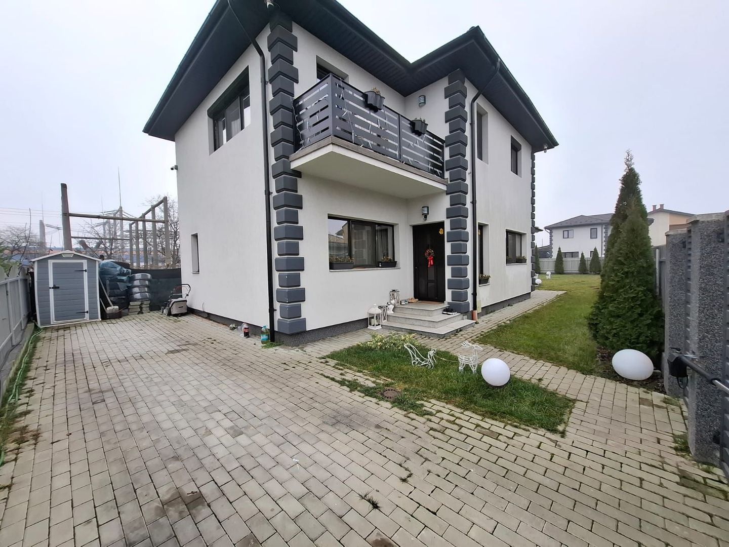 Casa in cartier exclusivist - Poză 9