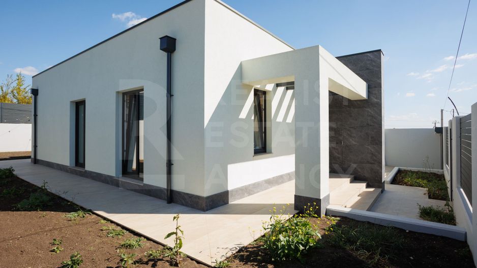 Vânzare, Casă Hi-Tech, 4 camere, str. Ion Suruceanu, Ialoveni - Poză 12
