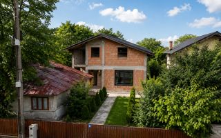 Casă P+M la Roșu - Teren 683 mp - Tăriceni/Șirna - Comision 0% - Poză 1