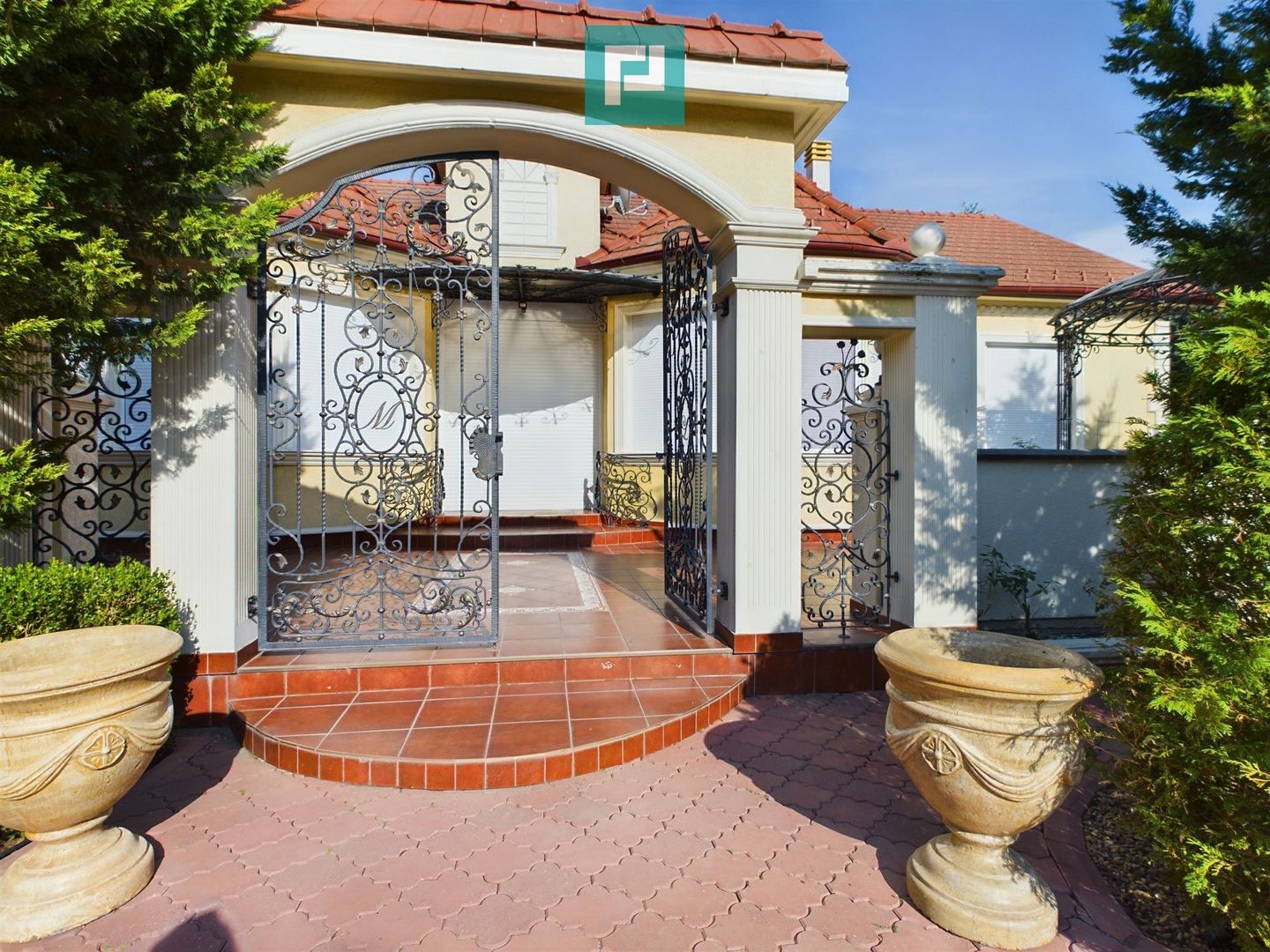 Vilă luxoasă în Serbia - Poză 16