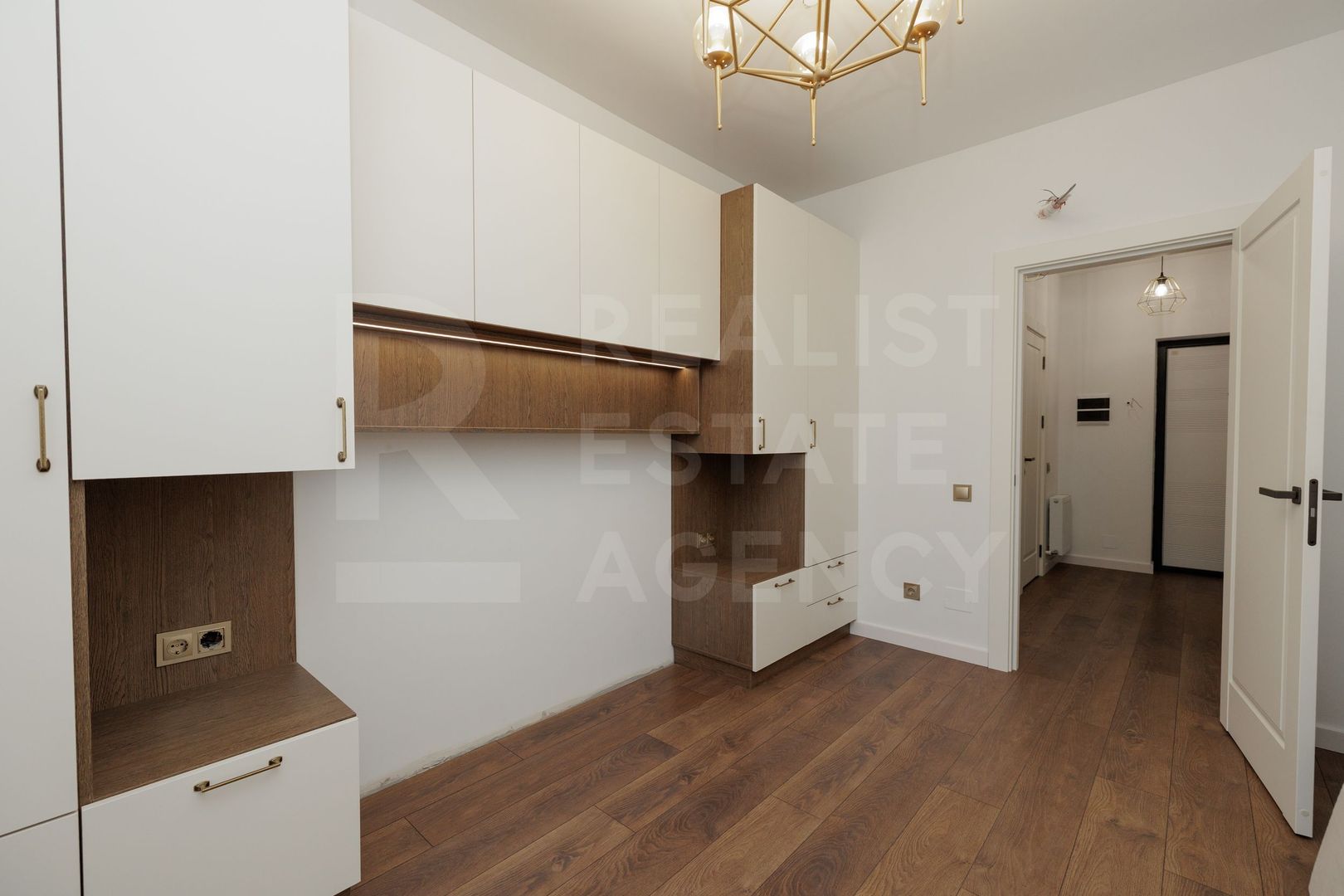 Vânzare, apartament, 2 camere, str. Calea Ieșilor, Sculeni - Poză 5