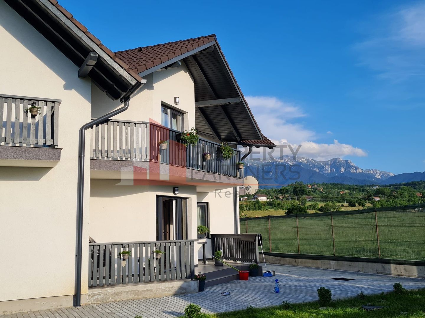 Casă modernă 5 camere | Vedere Bucegi & Piatra Craiului | 4 km Castelul Bran - Poză 3