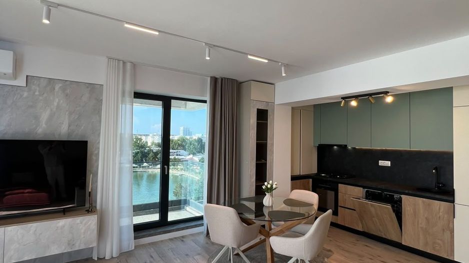 Apartament 2 camere Mamaia | Vedere frontală la lac | mobilat modern - Poză 6
