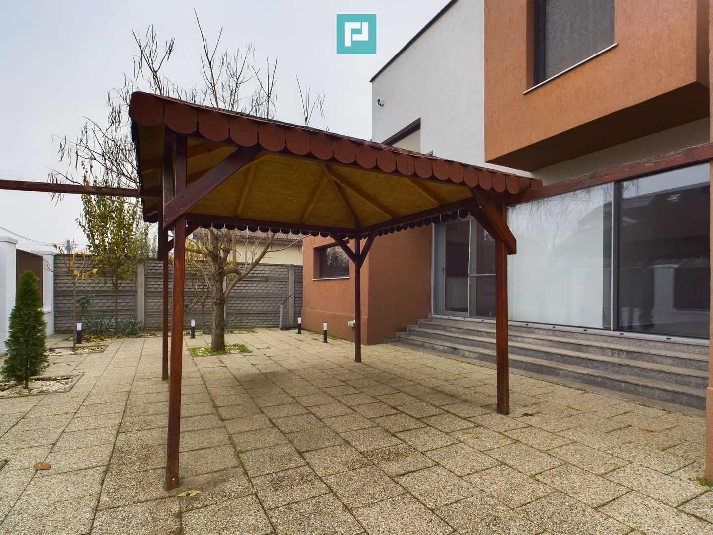 Vilă de lux cu două locuințe, în Dumbrăvița – Locație Excelentă! - Poză 47