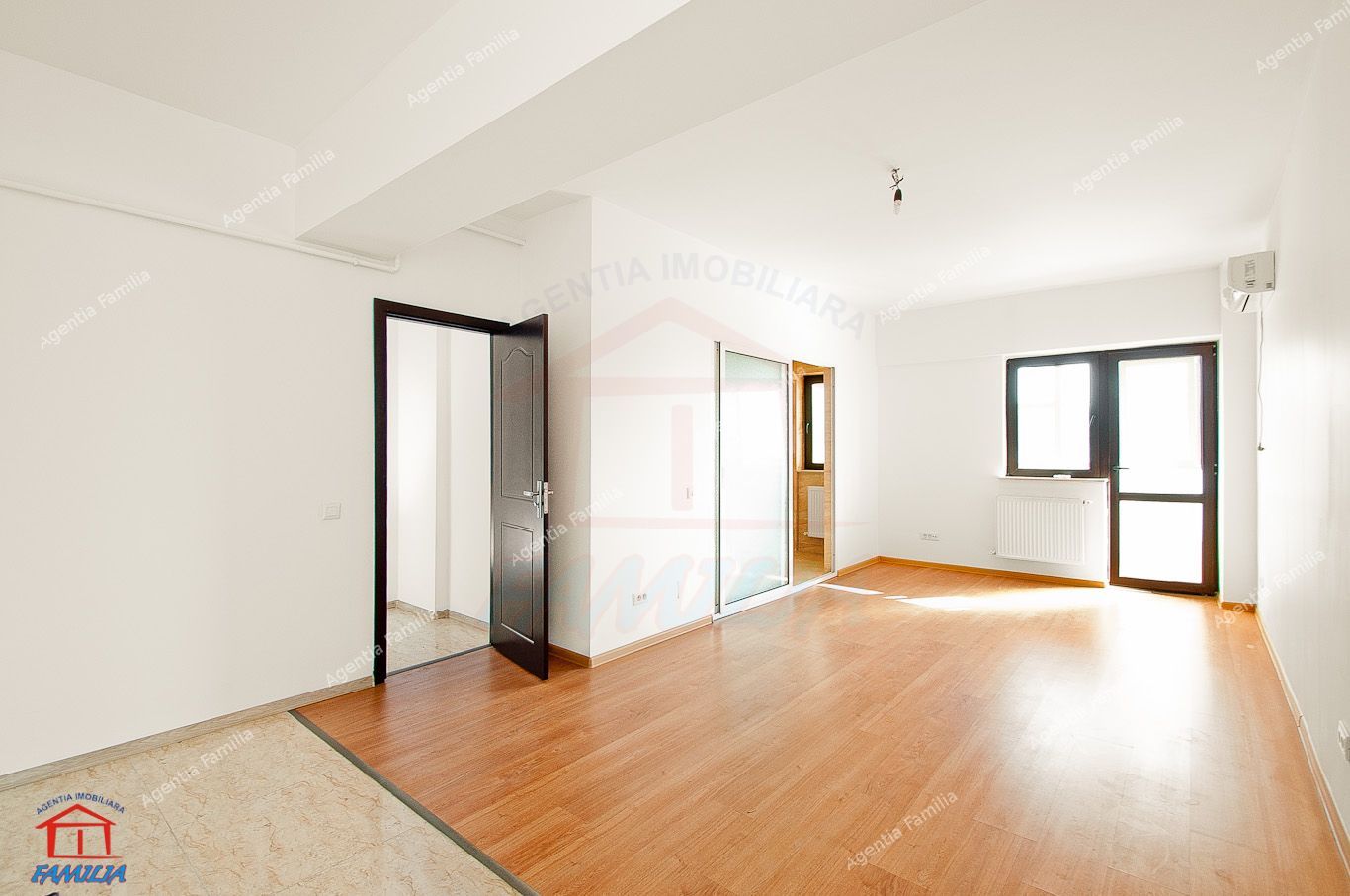 Apartament ultramodern, 2 camere, etaj 12, Italian Residence - Poză 1