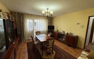 Apartament 4 camere, Et. 1 - Zona Sud , Str. Imparatul Traian - Poză 5