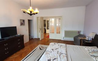 Casa 3 camere, 1259 mp teren, zona Centru - Poză 7