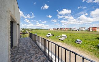 Sanpetru ,Subcetate-Casa 4 camere,3 bai+480 mp teren - Poză 14