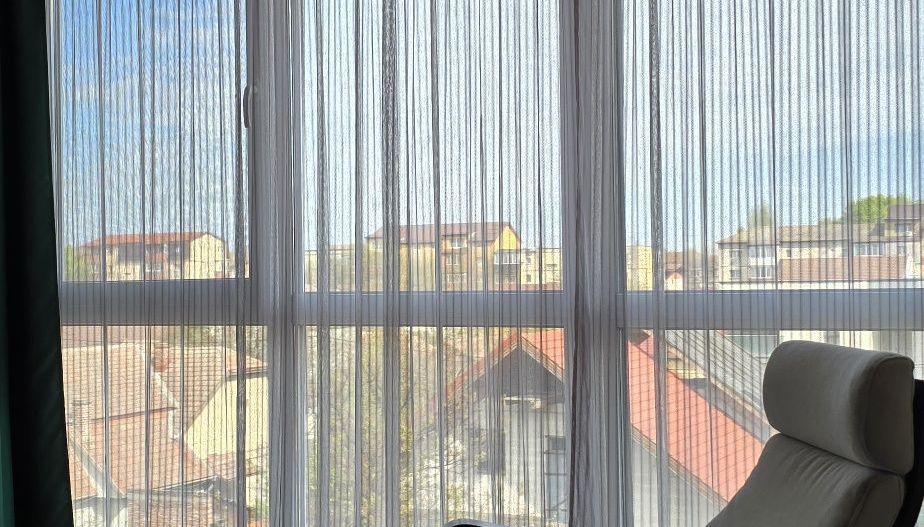 Aradului | 2 Camere | Etaj Intermediar | Bloc Izolat | Centrala Proprie. - Poză 3