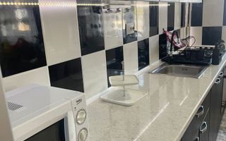 Apartament/mansardă 3 camere,Micro 17,utilat si mobilat - Poză 9