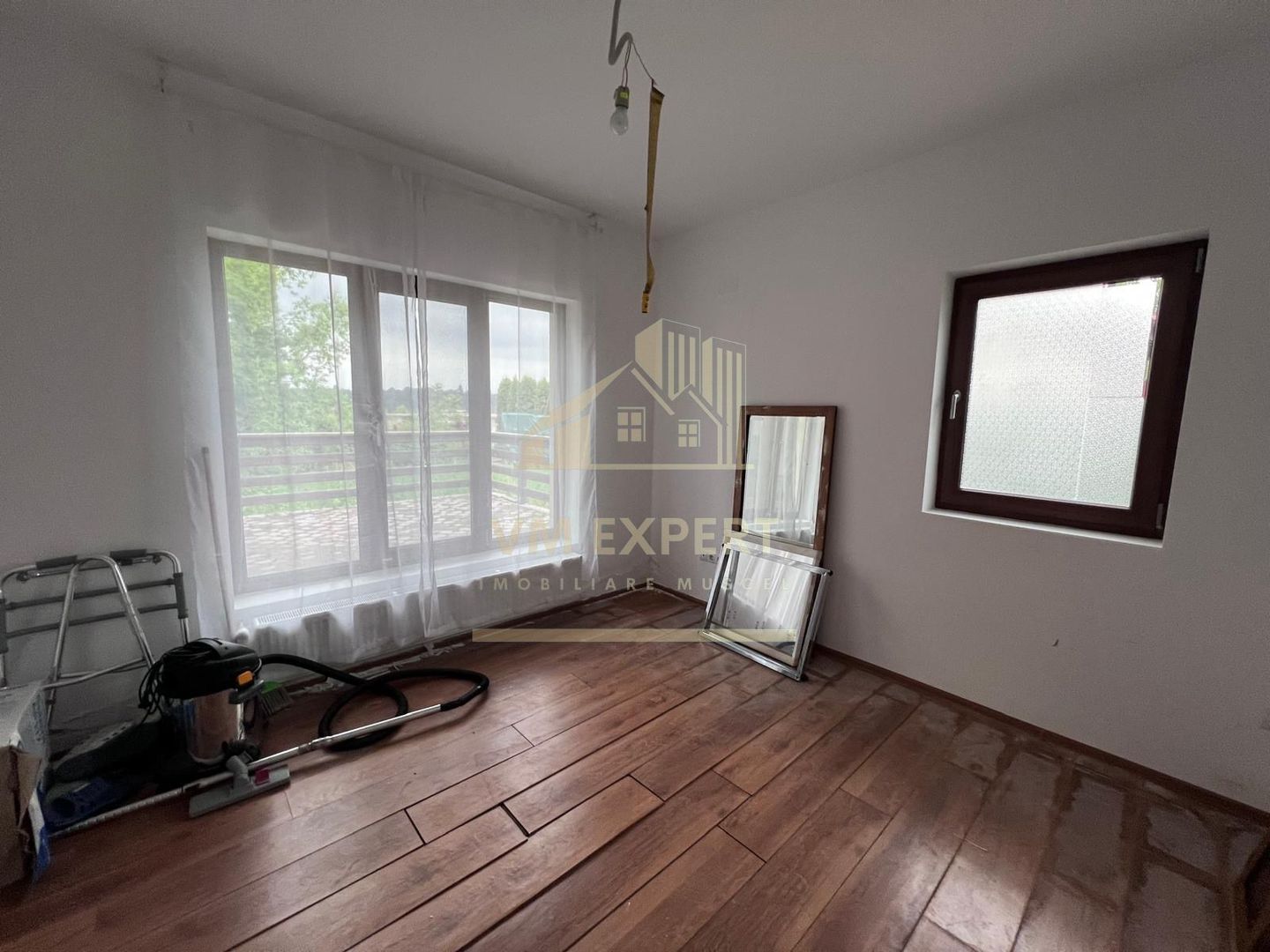 VILA 6 CAMERE 270 MP TEREN 1044 MP CÂMPULUNG, 0 COMISION CUMPARATOR - Poză 40