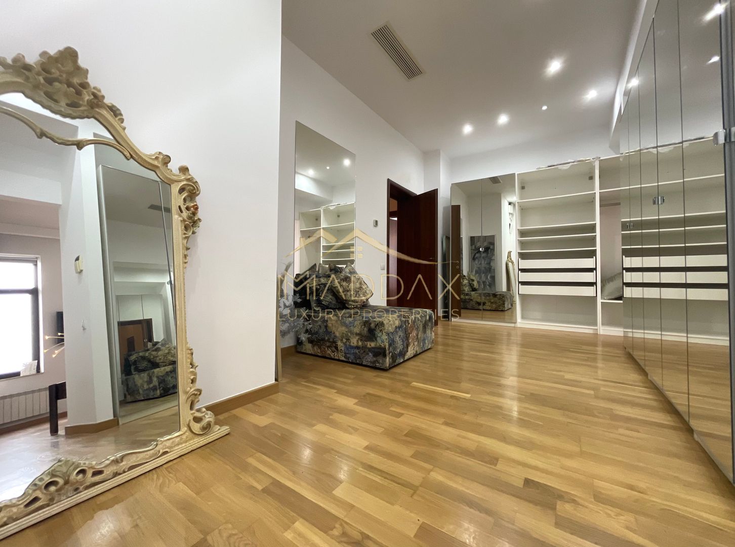 Penthouse exclusivist**250 MP//Terasa 120 mp**4 Camere//Erou Iancu Nicolae - Poză 24