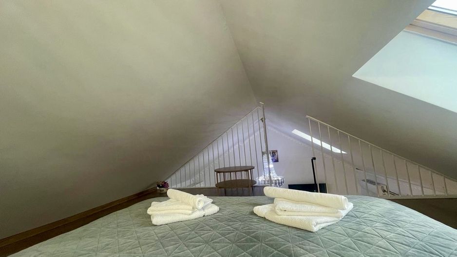 Casa moderna de inchiriat | Burdujeni | Pret pe zi - Poză 9