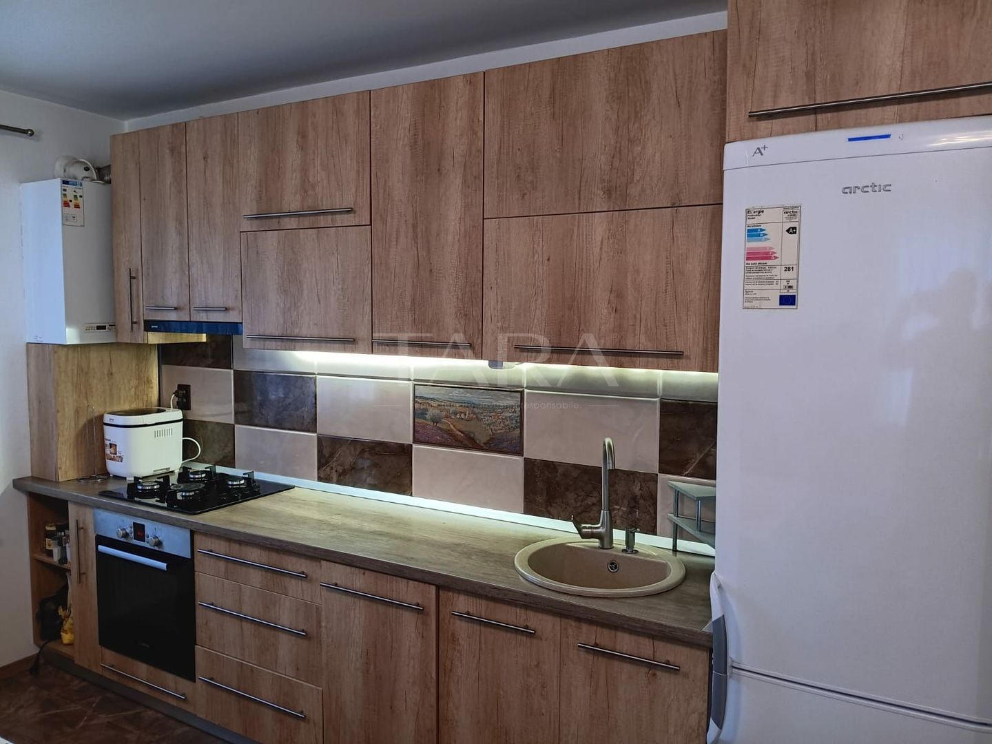 Apartament  3 camere spatios si luninos in apropiere de VIVO - Poză 1