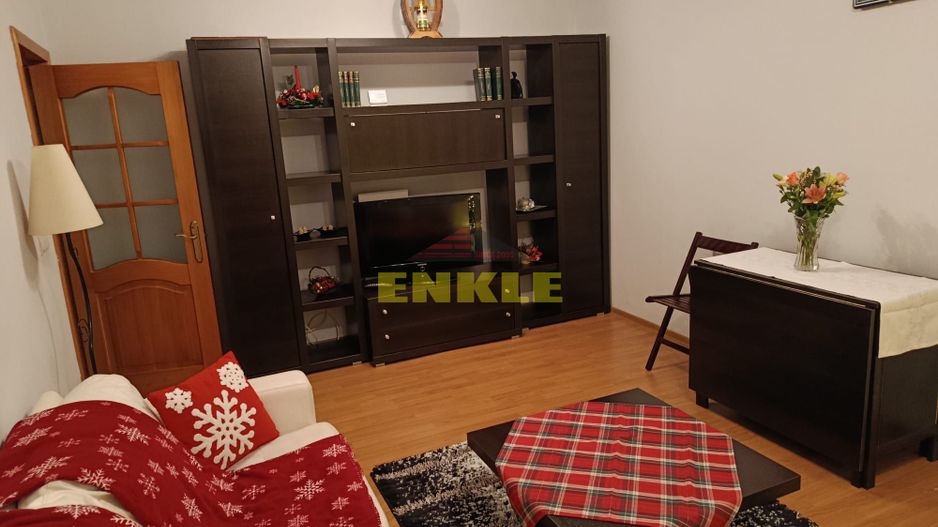 Apartament 3 camere de vânzare, zona Primaverii. - Poză 3