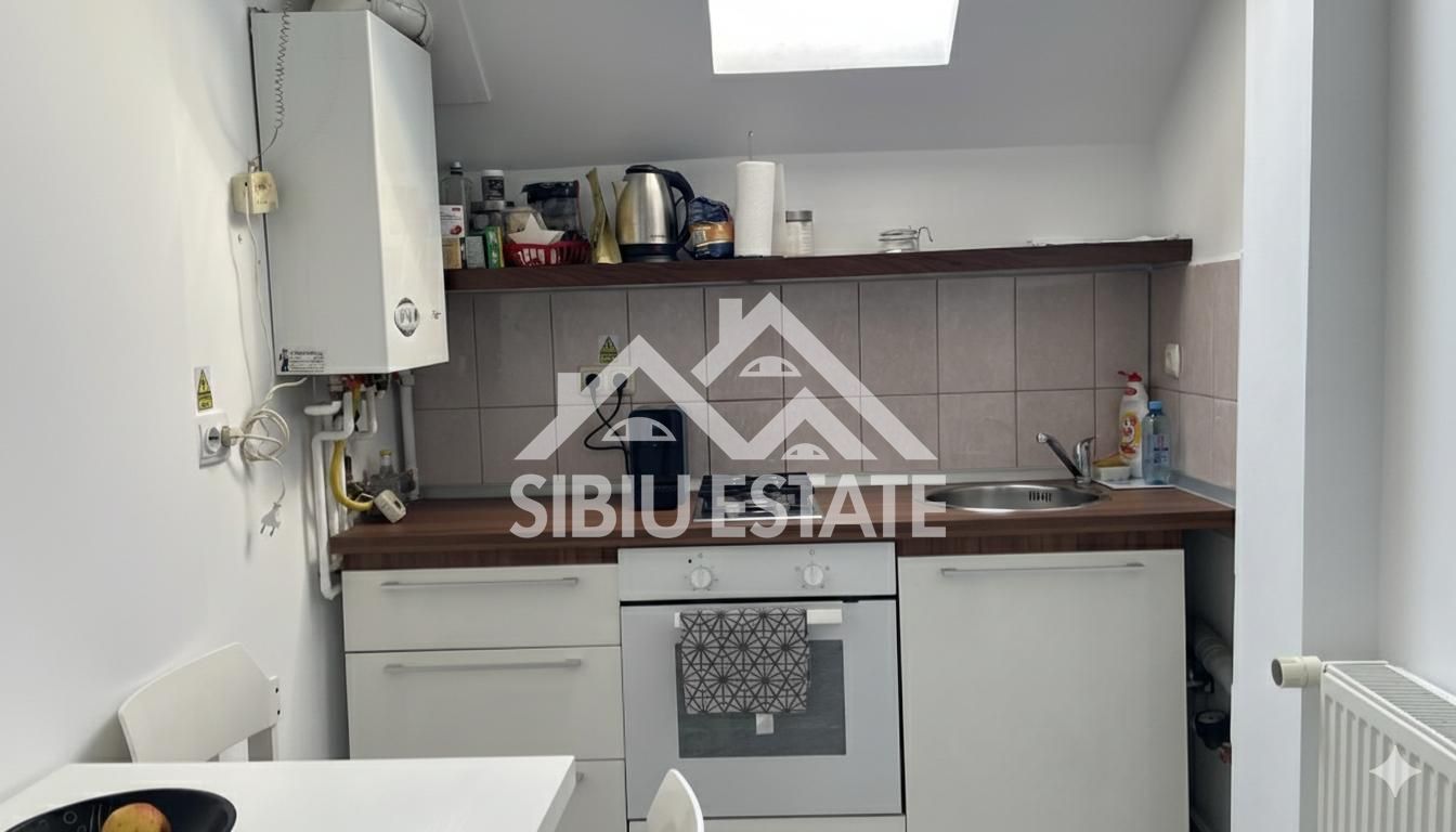 Apartament 2 camere la casă cu pod+curte in  Șelimbăr-Zona Brana - Poză 6