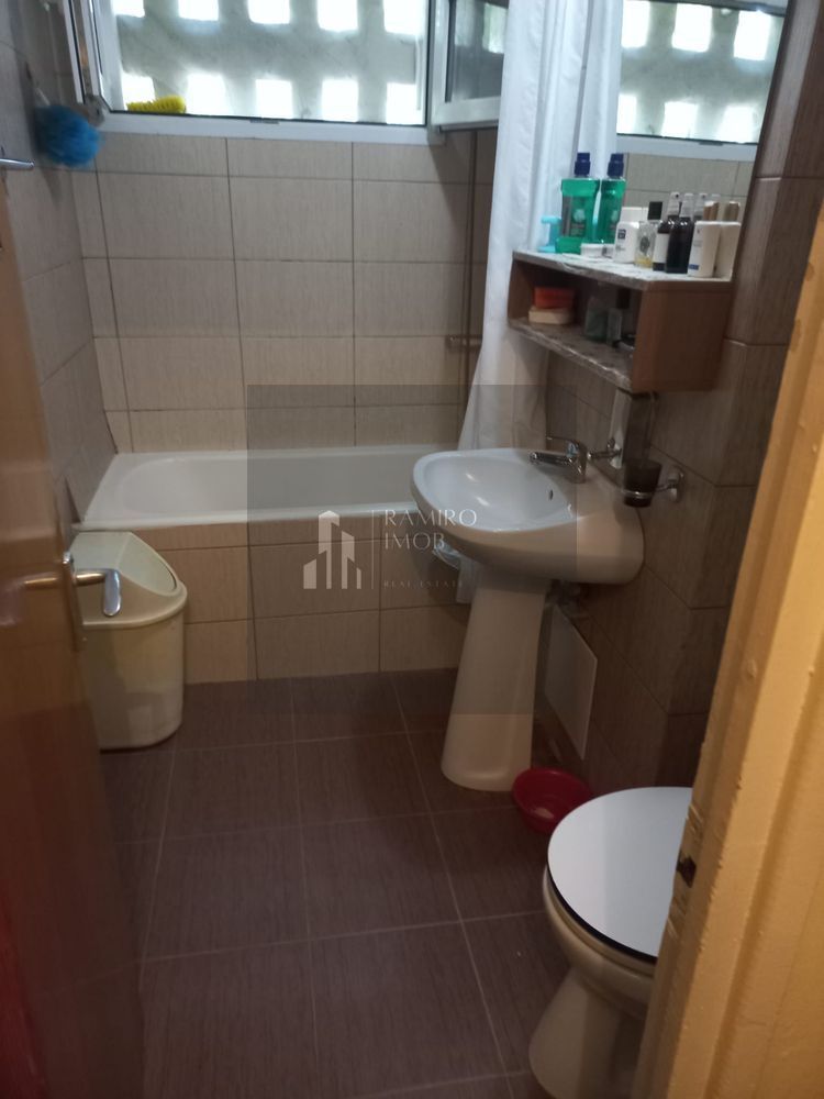 Apartament 3 camere, bloc 4 etaje, Berceni, 67mp - Poză 6