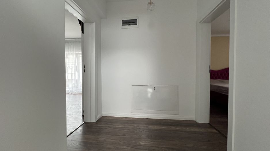 Vila lux cu curte - Mogosoaia (COMISION ZERO) - Poză 15