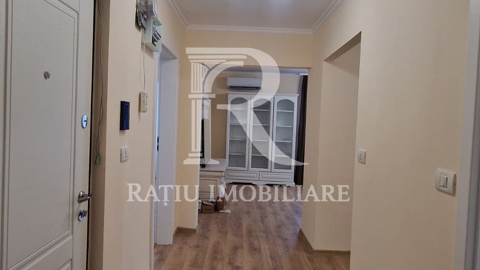 Apartament cu 3 camere | Etajul 2 | Nufarul | Oradea - Poză 11