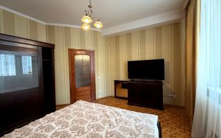 Chirie, apartament, 3 camere, str. 31 August 1989, Centru - Poză 12