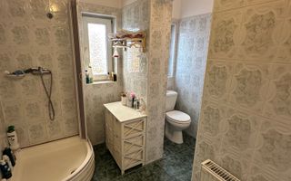 Casă / Vilă cu 5 camere zona Lunei - Poză 32