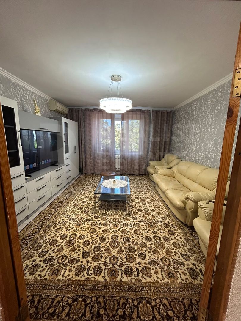 Chirie, apartament 3 camere 70 mp, str. Mihail Lomonosov, Centru - Poză 2