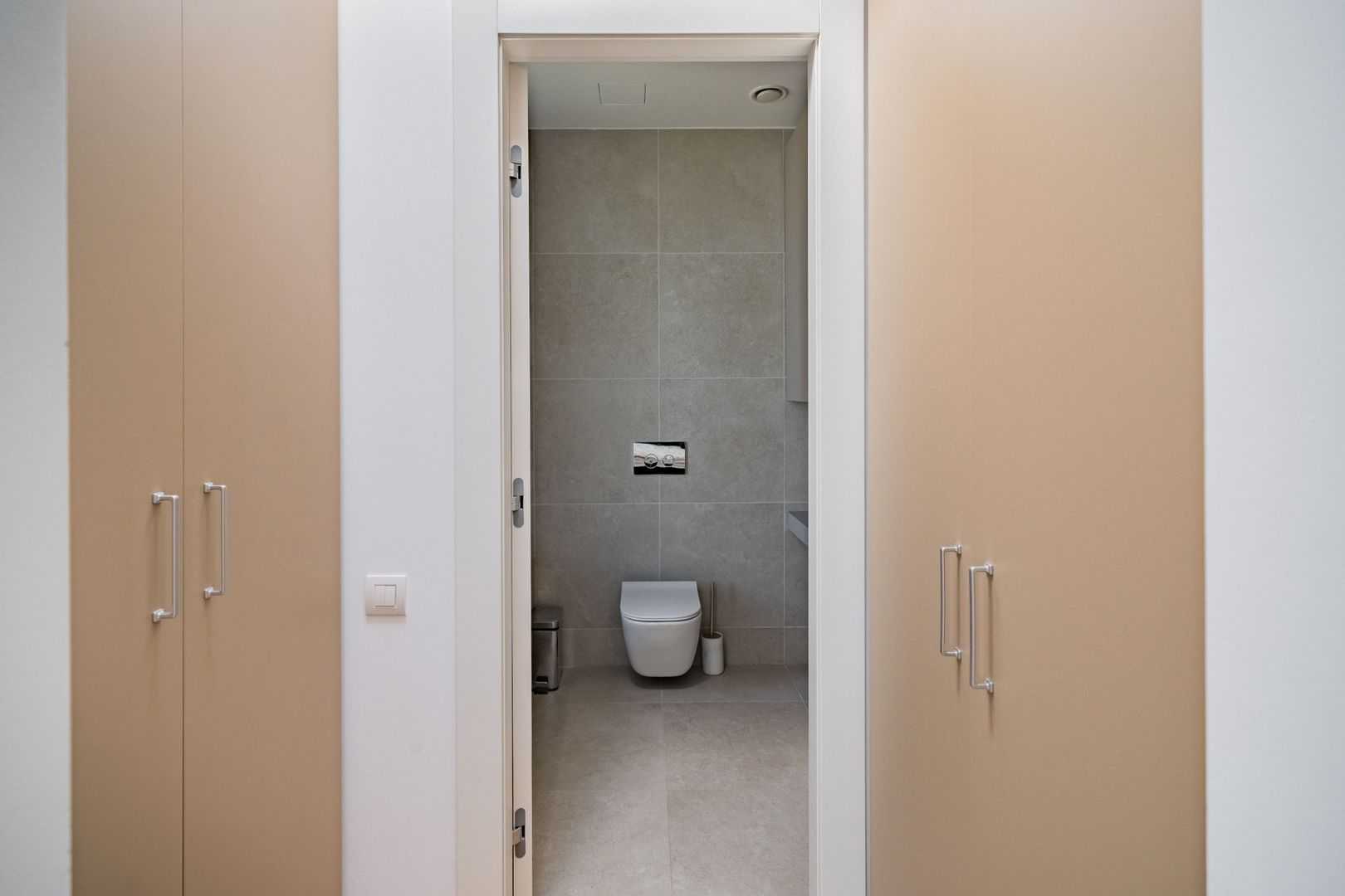 Vila cu 4 camere mobilata complet in Amber Forest - Poză 9