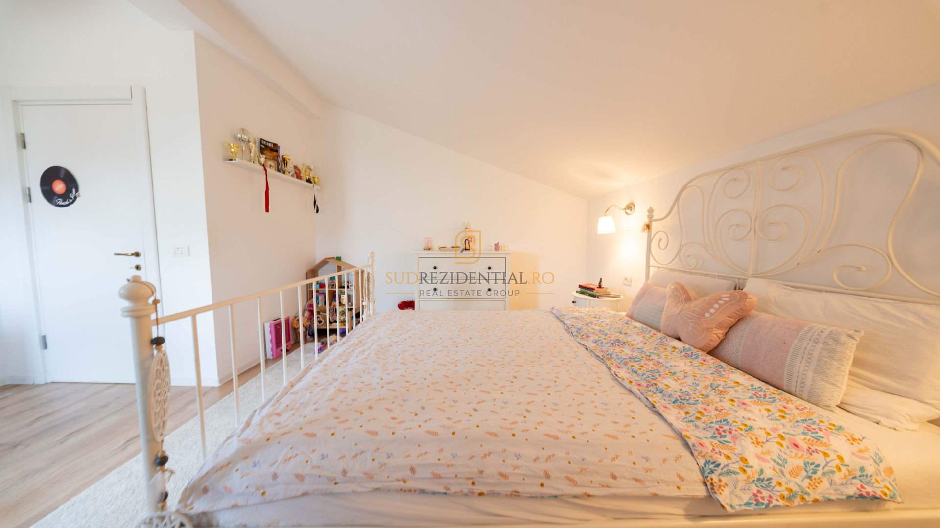 Casa Individuala de vanzare - Comuna Berceni - Complet mobilata - Poză 19