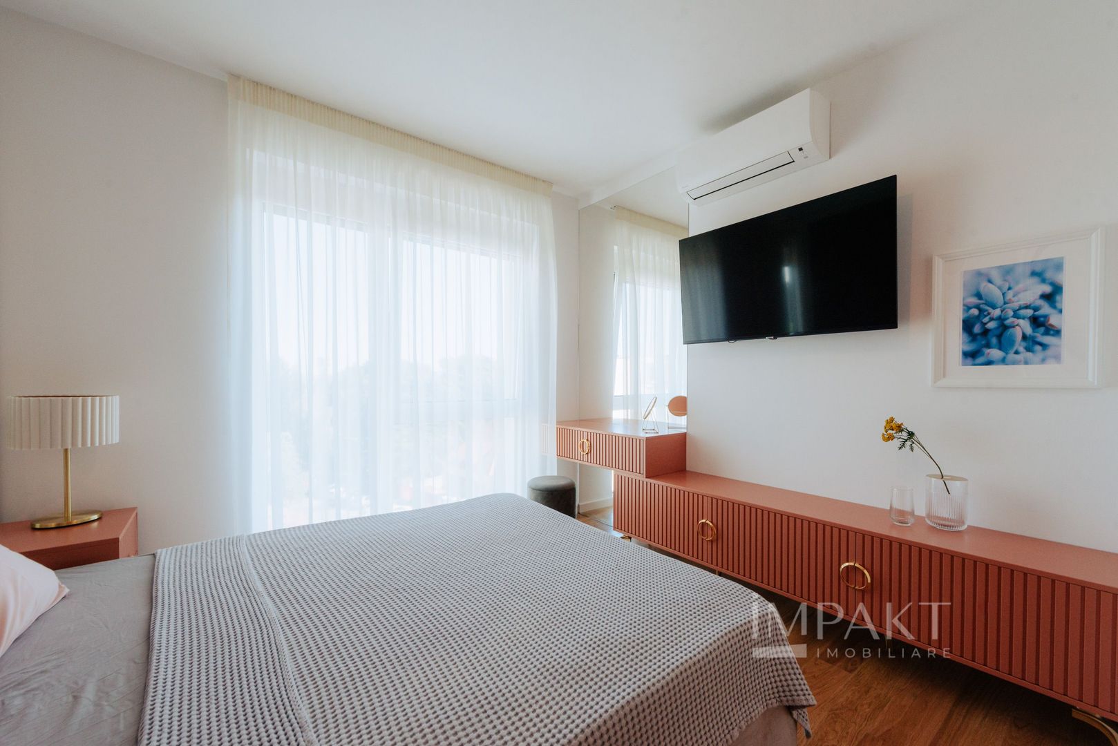 Apartament deosebit cu 4 camere la 5 minute de UMF - Poză 22