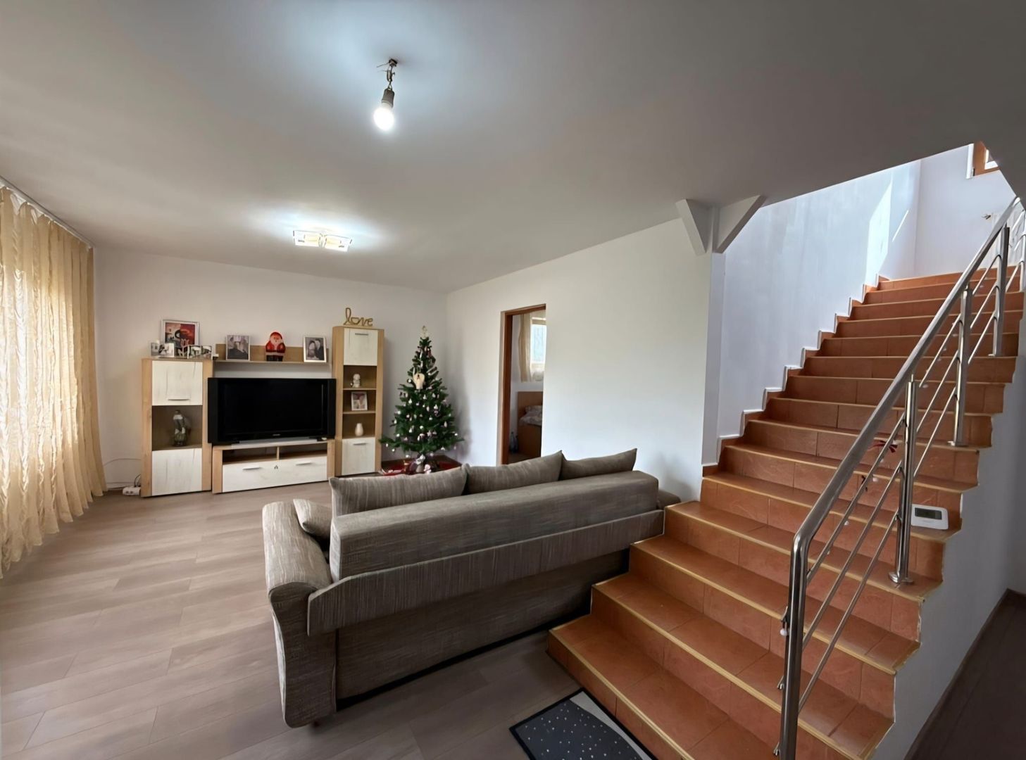 Casa de inchiriat | Snagov | acces direct la lac | ponton propriu - Poză 4