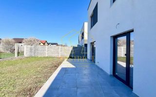 Duplex cu 5 camere, despartit prin camera tehnica I Dumbravita - Poză 7