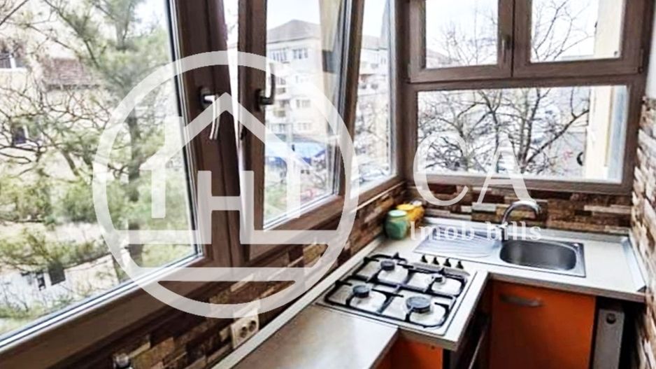 Apartament de vanzare cu 4 camere in Rogerius, Oradea - Poză 7