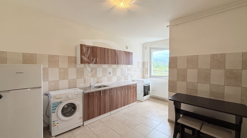 Apartament etaj intermediar / complet decomandat / Zona BMW - Poză 5