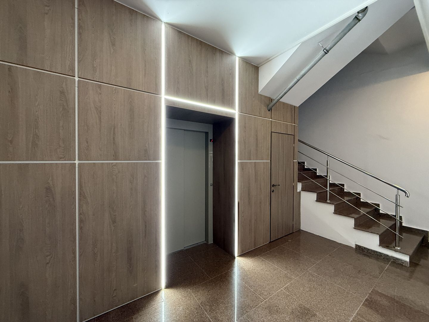 Apartament 3 camere decomandat ultrafinisat – Bulevardul Mihai Viteazu - Poză 19