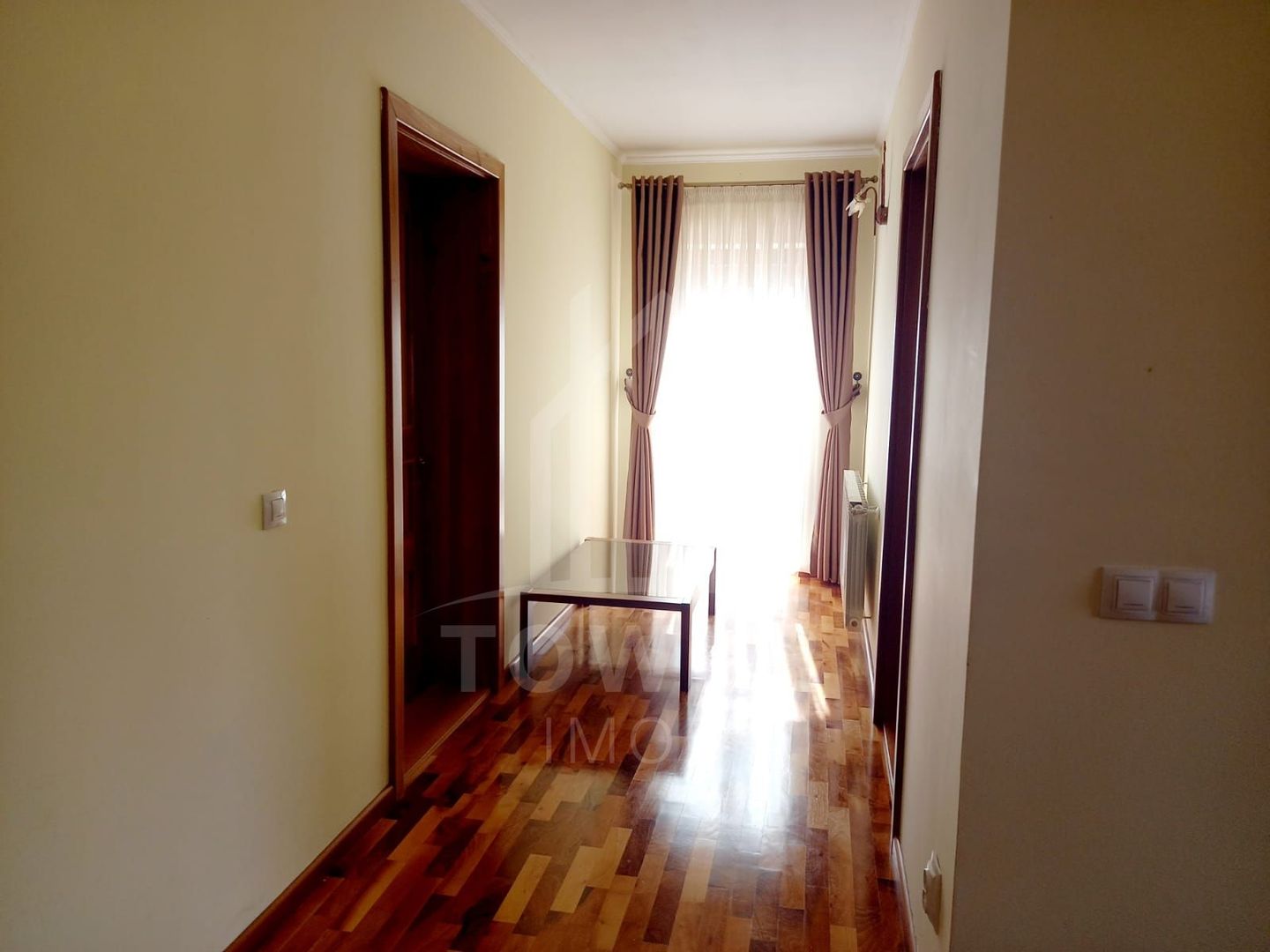 Proprietate deosebită de vânzare în Șelimbăr (zona Dracula) - Poză 5