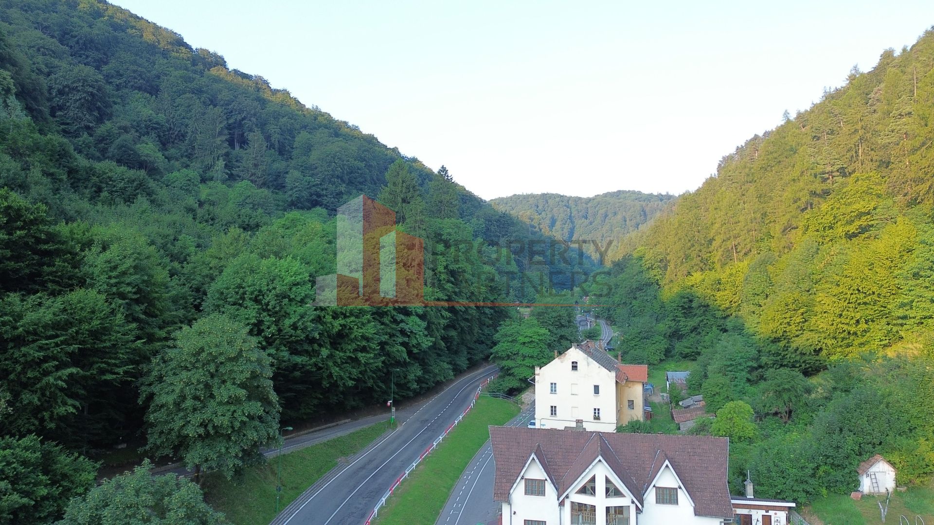 Teren Schei Brașovului – 1289 mp, zonă deosebită - Poză 7