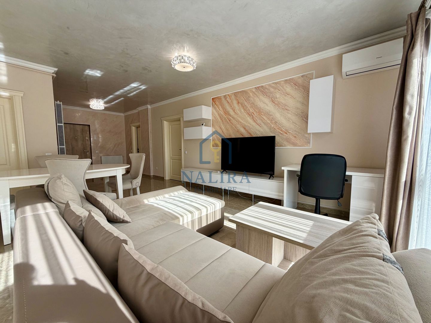 Apartament exclusivist cu 2 camere, loc de parcare - Poză 3