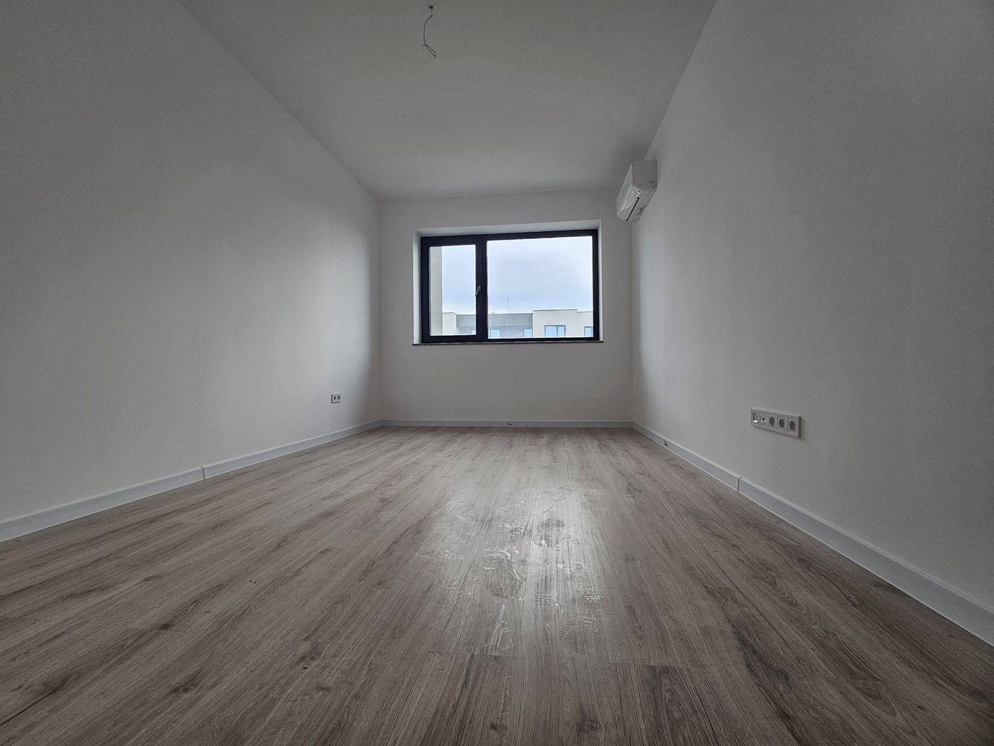Apartament 2 camere Rond OMV Pipera - Poză 4